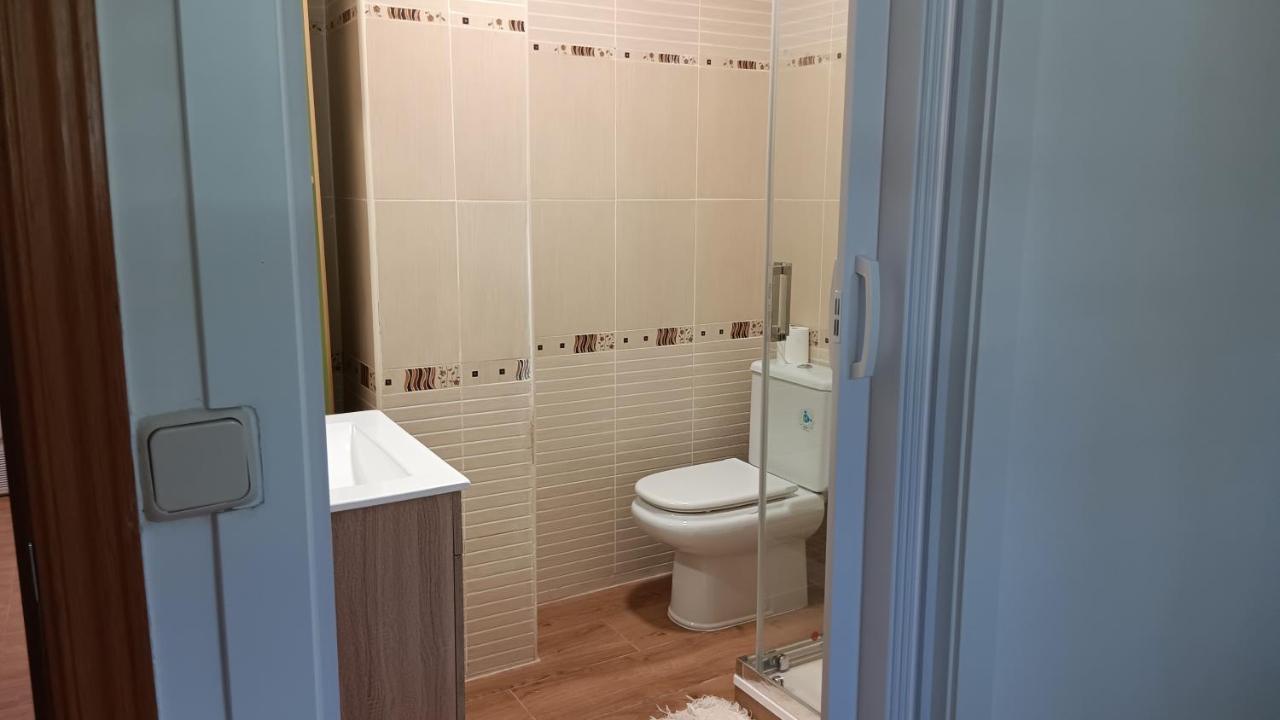 El Colmenar Habitaciones Madrid Eksteriør bilde